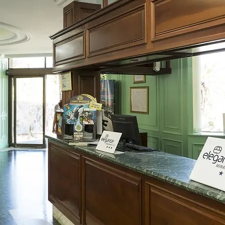 Elegance Miramar Πουέρτο Ντε Λα Κρουζ