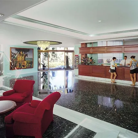 Elegance Miramar 3*