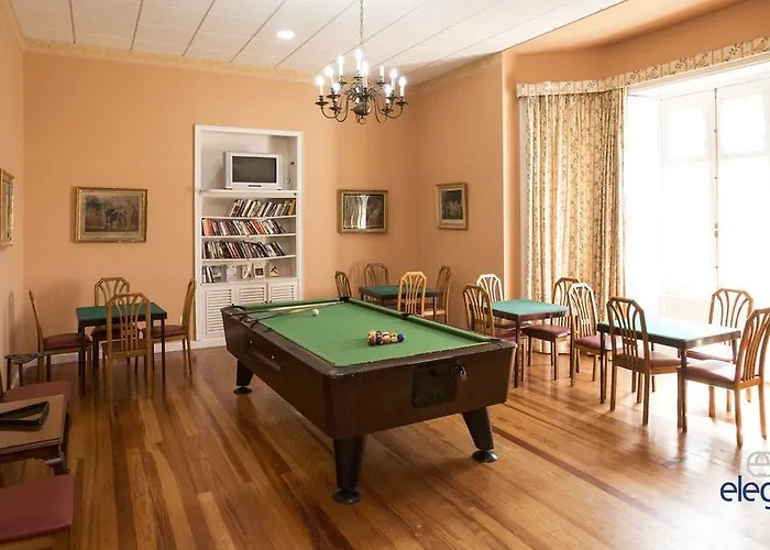 Elegance Miramar Hotel 3*